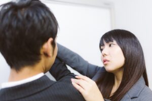 既婚男性　特別な女性　職場